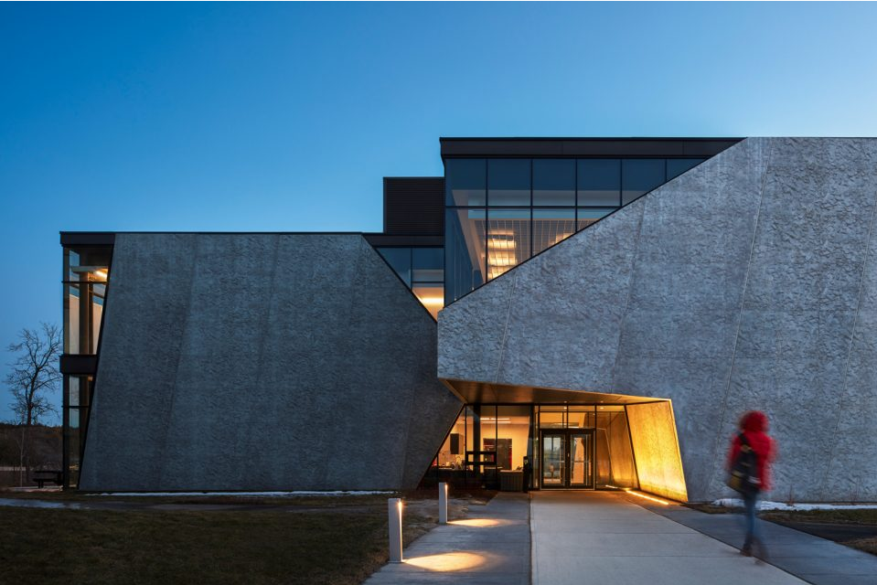 加拿大特倫特大學(xué)學(xué)生中心