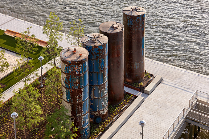 詹姆斯?科納設計的多米諾公園在紐約開放