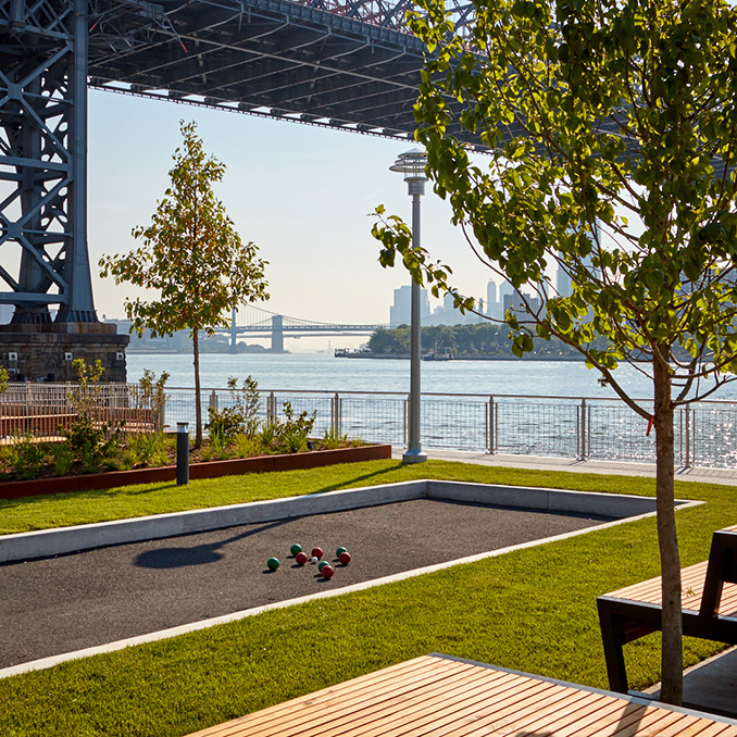 詹姆斯?科納設計的多米諾公園在紐約開放