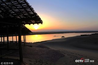 為保護生態環境景區發布禁游令 永葆綠洲生機