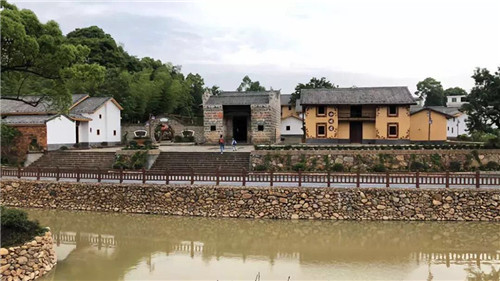 “趣村夏木塘”新聞發布會在江西萬安舉行