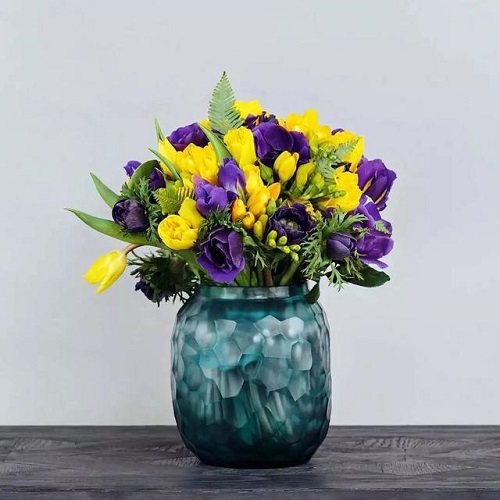 簡單又好看——八大花藝配色法