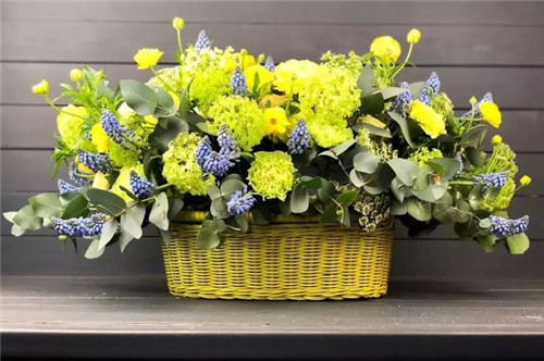 簡單又好看——八大花藝配色法