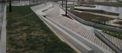 伊娃?卡斯特羅、王川：景觀都市主義