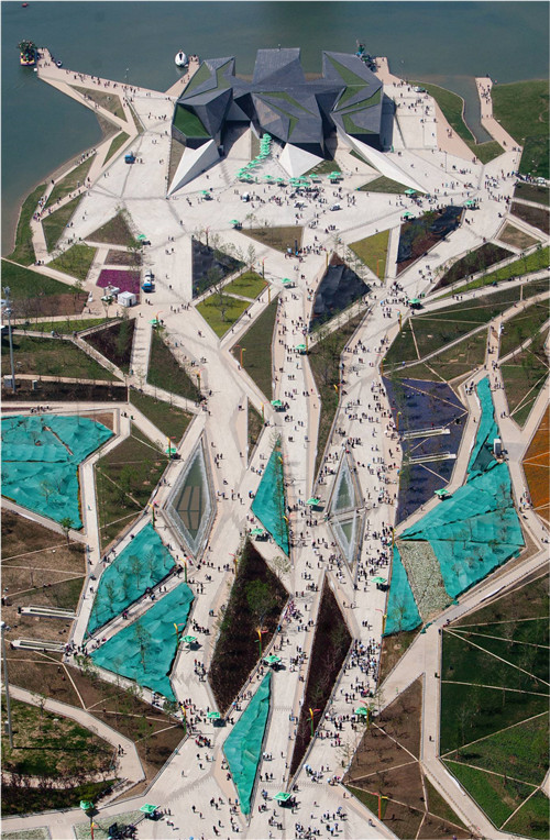 伊娃?卡斯特羅、王川：景觀都市主義