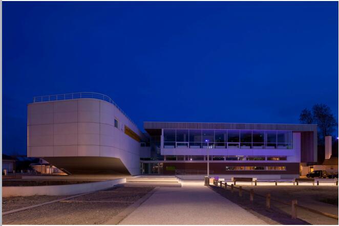 Gwena?l Clément:《Urban verticality / Landscape horizontality(垂直化都市/景觀水平)》