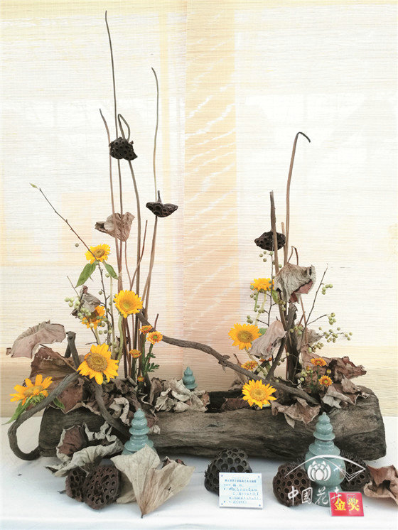 殘荷插花作品欣賞