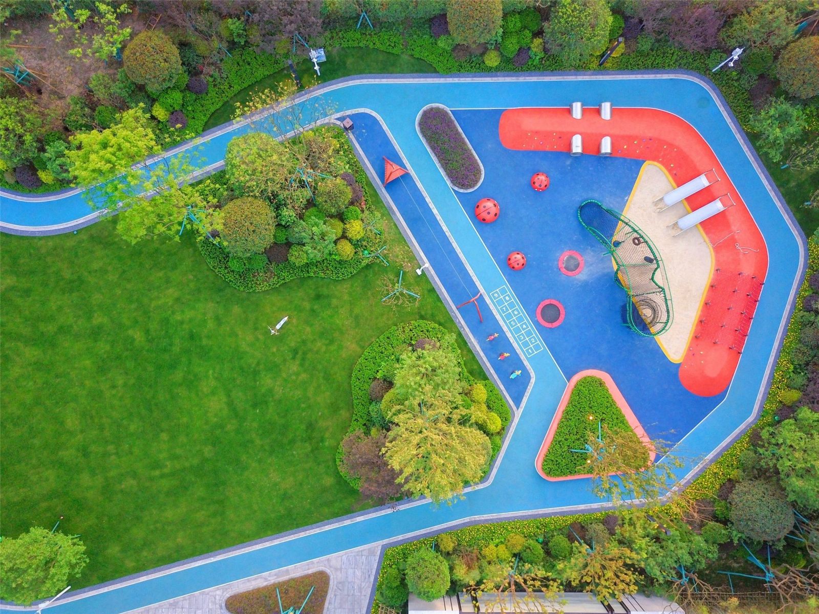 園冶杯專業(yè)獎:雅居樂·金輝·碧桂園【麓銘府】示范區(qū)景觀園林綠化工程