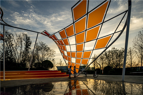 園冶杯專(zhuān)業(yè)獎(jiǎng):青島龍湖昱城體驗(yàn)區(qū)景觀(guān)設(shè)計(jì)