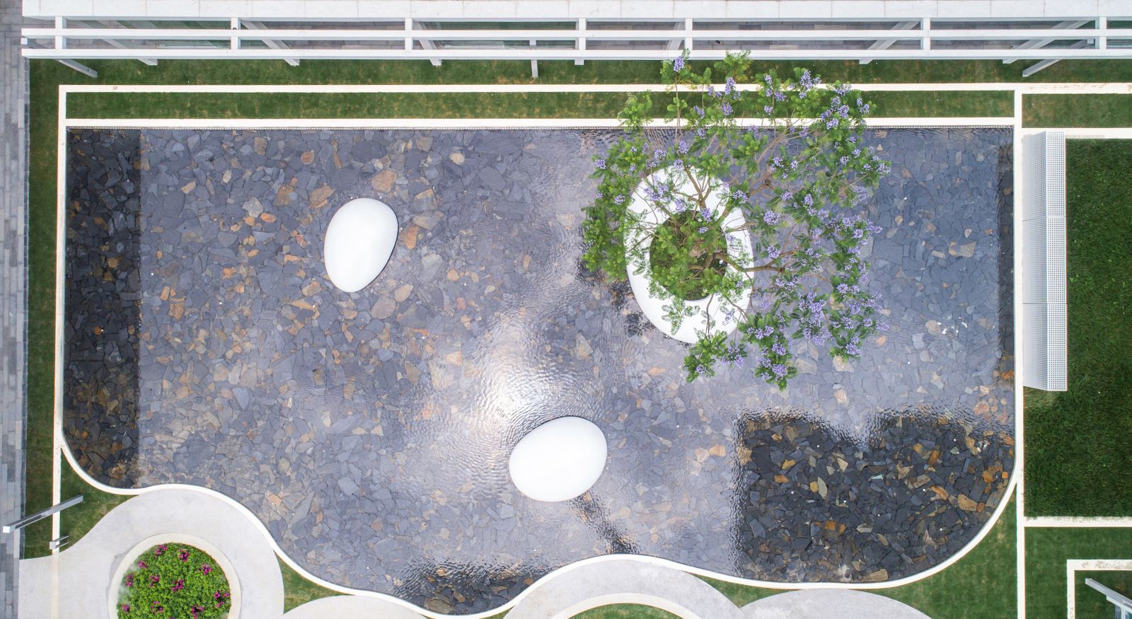 園冶杯專(zhuān)業(yè)獎(jiǎng):佛山萬(wàn)科金域?yàn)I江二期