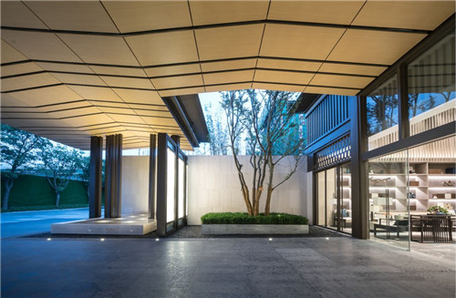 奧雅作品:園子里的揚州