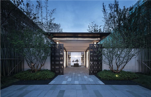 奧雅作品:園子里的揚州