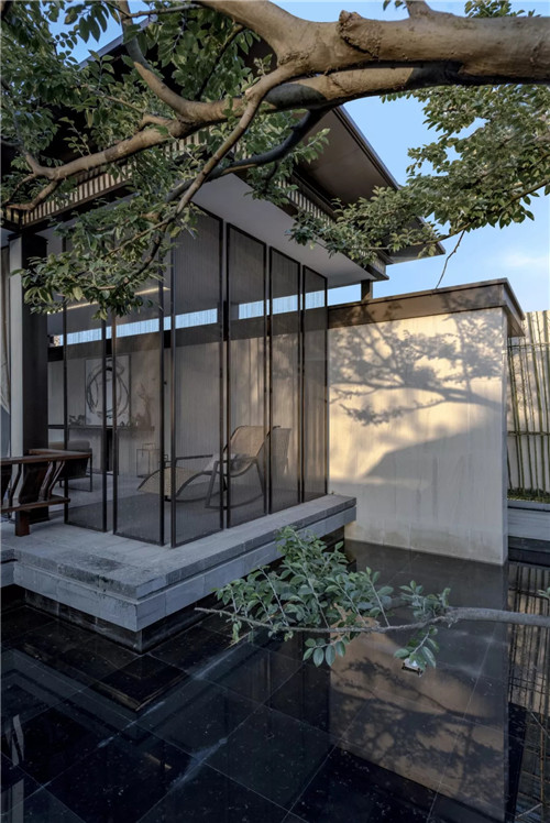 奧雅作品:園子里的揚州