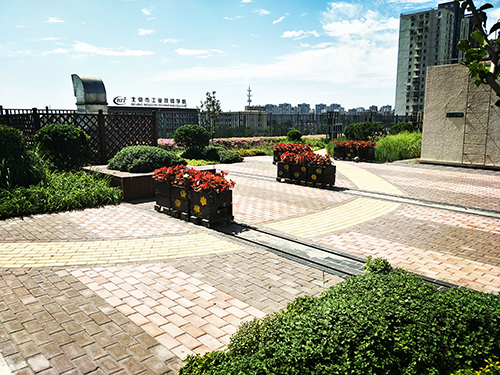 園冶杯專業獎:工業大學附中低碳屋頂花園