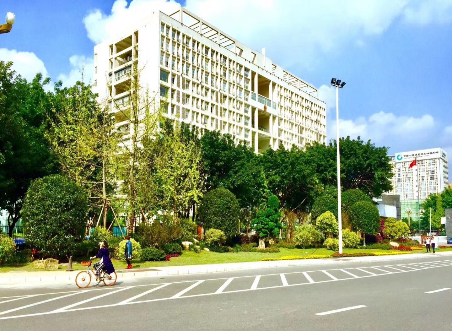 園冶杯專業(yè)獎(jiǎng):資陽(yáng)市嬌子大道綜合整治建設(shè)工程-節(jié)點(diǎn)景觀提升