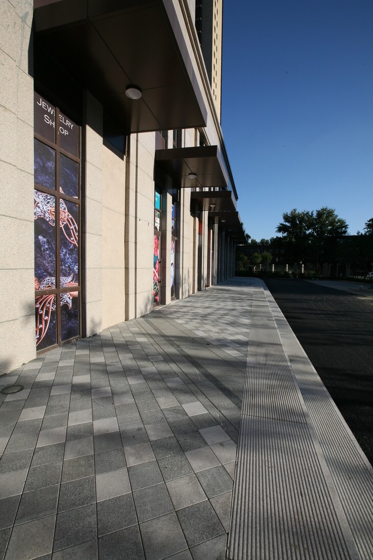 章俊華作品：規整中的非規整——常楹公元商務中心景觀設計