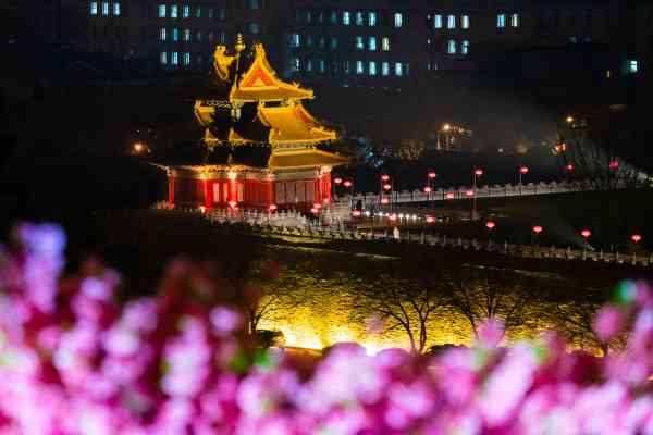 北京:600歲紫禁城上演現代燈光秀