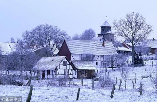 與歐洲名鎮(zhèn)相比 中國(guó)的特色小鎮(zhèn)差在哪里？