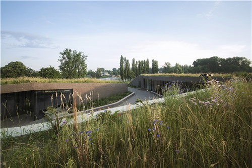 卡爾洛瓦茨淡水水族館和河流博物館