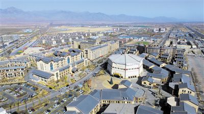 讓特色小鎮風光萬千“錢景”無限