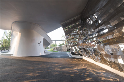 山水比德利征:探索人類重返自然的路線圖