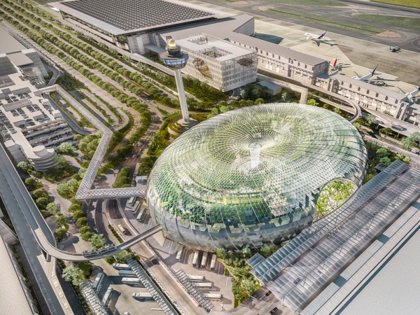 在花園機(jī)場(chǎng)中欣賞全球落差最大室內(nèi)瀑布