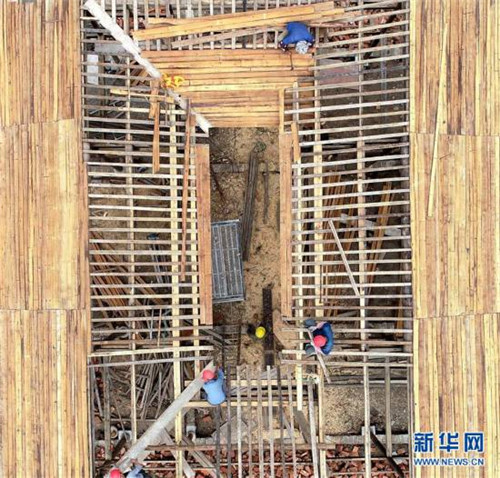 能工巧匠“復(fù)活”明清徽派老建筑