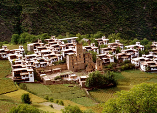 牟江教授:四川甘孜高原藏族村落融入自然 適應環(huán)境分析