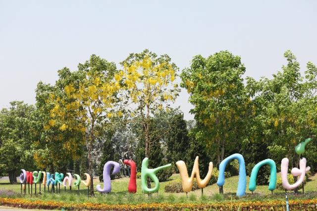 在小清新的泰國清邁,竟然藏著一處中式園林