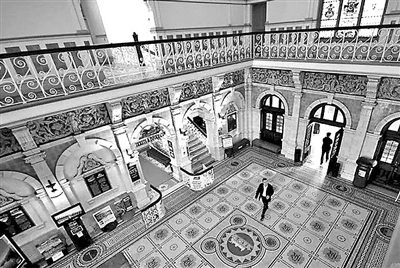 帶娃看世界，路過(guò)這些火車站，一定要留步