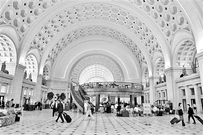 帶娃看世界，路過(guò)這些火車站，一定要留步