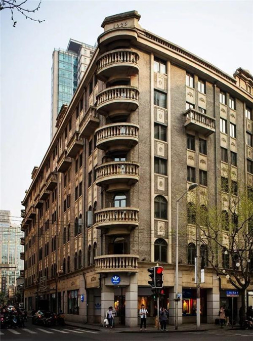 海上“繁花”:對城市的繪寫、設計其實都與情感相關