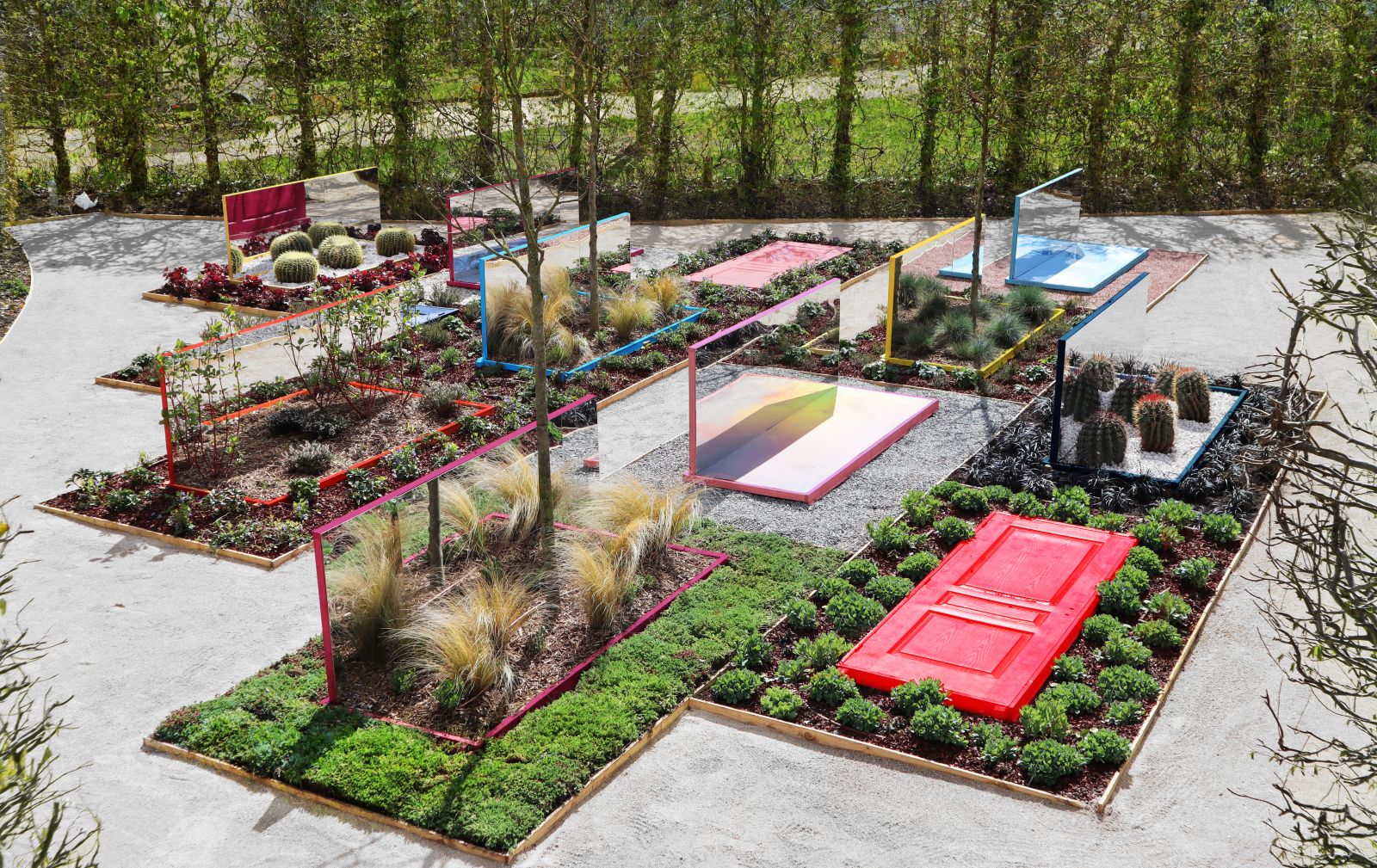 20個(gè)門(mén)庭