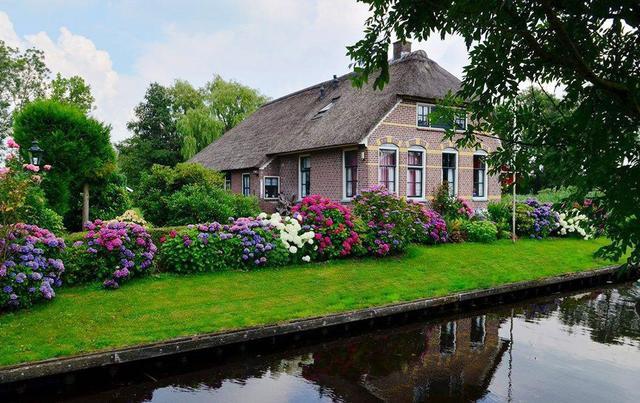 生態(tài)旅游景觀設(shè)計(jì)需要大量的研究和合理設(shè)計(jì)