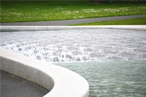 埃菲爾鐵塔周邊將改造為大花園,由哪位大師設(shè)計(jì)?