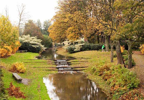 埃菲爾鐵塔周邊將改造為大花園,由哪位大師設(shè)計(jì)?