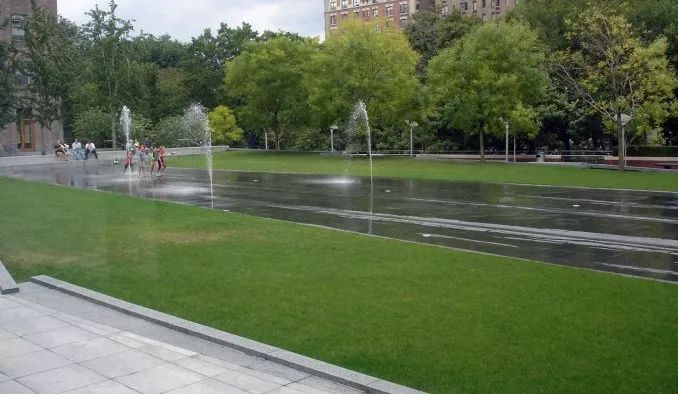 埃菲爾鐵塔周邊將改造為大花園,由哪位大師設(shè)計(jì)?