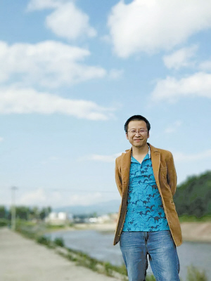 邊春霖:守望家鄉青山綠水 致力藝術民族傳承