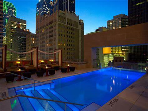 無邊際泳池,令人驚嘆的空中景觀