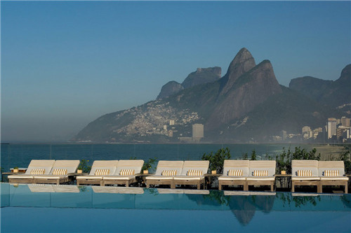 無邊際泳池,令人驚嘆的空中景觀