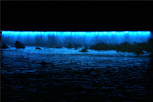 藏在城市中的山光水色 隱在燈光里的秀美中國