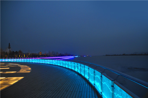 藏在城市中的山光水色 隱在燈光里的秀美中國