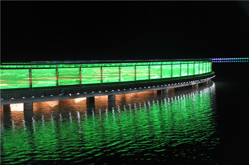 藏在城市中的山光水色 隱在燈光里的秀美中國