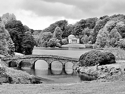 英國(guó)自然風(fēng)景園的形成及發(fā)展
