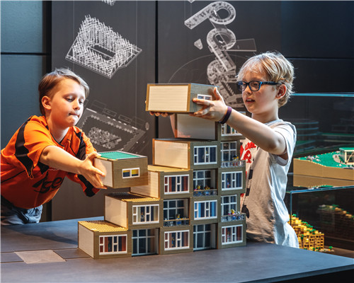 麥建筑中心為例—探討未來建筑的形式