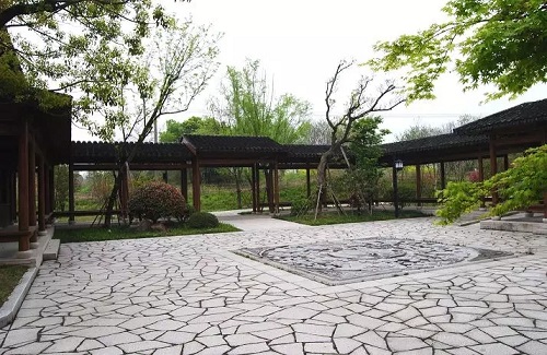 新城園林：綠水青山就是金山銀山