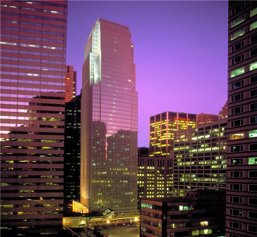 著名建筑大師西薩·佩里逝世