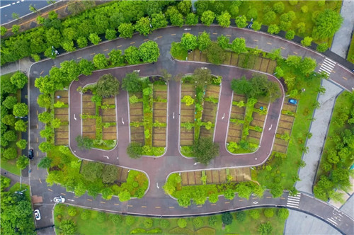 工業(yè)遺存+新的商業(yè)模式,活化老工業(yè)區(qū)