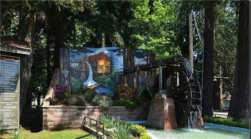 一個創意拯救一個城鎮,壁畫小鎮的逆襲