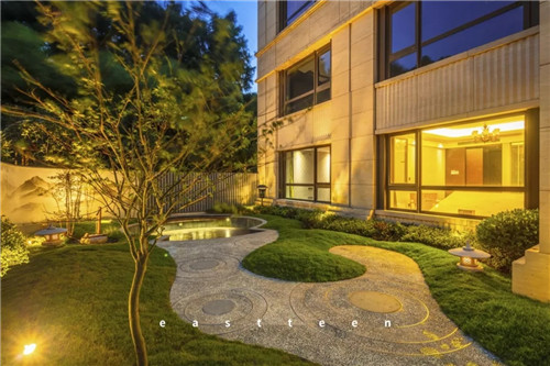 復地御西郊|山長水闊知何處